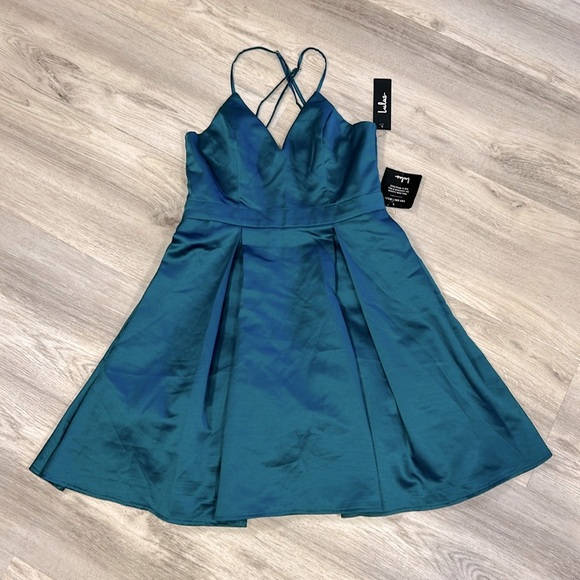 NWT Lulus Emerald Green Satin Fit & Flare Strappy Skater Short Mini Dress / S - Picture 1 of 9